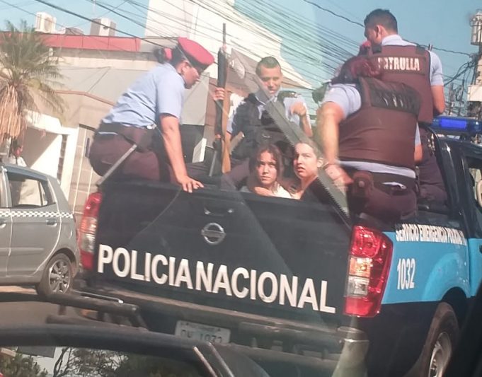 Reportan 29 Personas Detenidas Tras Marcha De La UNAB La Jornada