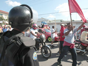 Violencia postelectoral en Managua entre sandinistas y liberales