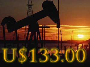 Sube y sube el Barril del Petróleo en 133 dólares