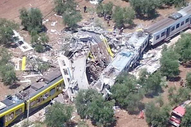 Choque frontal de trenes en Italia deja 12 muertos y decenas de heridos
