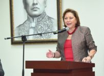 Presidenta de la CSJ presentó a Jorge Eduardo Arellano  que habló de “Indagaciones Rubendarianas”