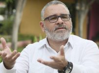 Mauricio Funes aclara que pide asilo en Nicaragua por considerarse “perseguido” en El Salvador
