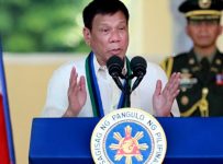 “Dadme vinagre y sal y os comeré vivos”: Duterte advierte a los terroristas cómo se vengará de ellos