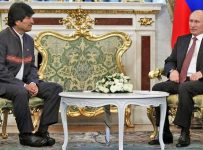 Rusia y Bolivia firman un acuerdo de cooperación militar