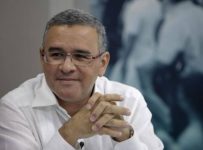 Ex presidente de El Salvador Mauricio Funes y su familia están asilados en Nicaragua