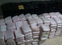 Desmantelan red e incautan 2,1 toneladas de drogas en Panamá