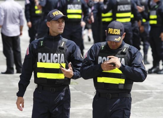 Costa Rica refuerza controles fronterizos con 98 policías nuevos