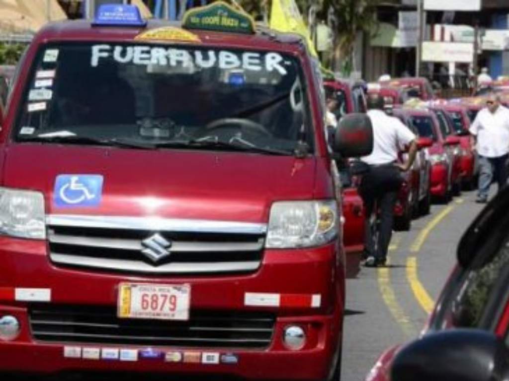 Uber deberá abandonar Costa Rica: Gobierno