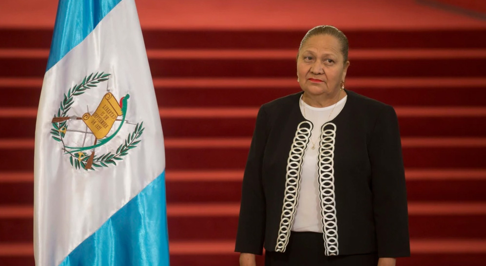 EE.UU. quiere el "sometimiento absoluto" de Guatemala y El Salvador