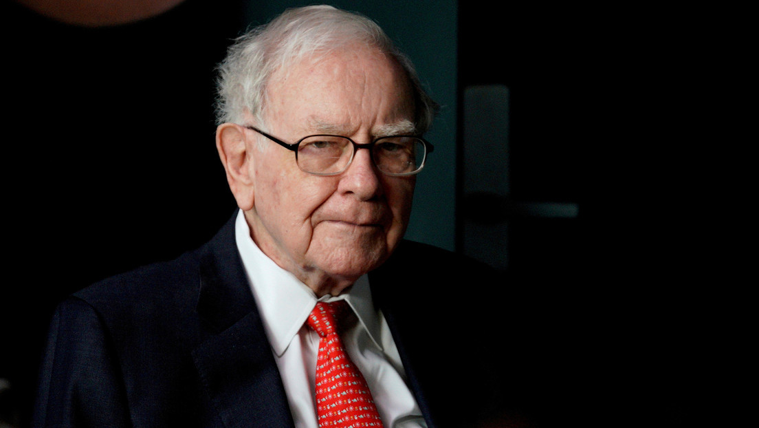 Warren Buffett: Si no puedes comunicarte es como guiñarle el ojo a una chica en la oscuridad