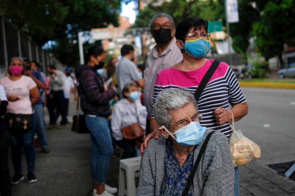 El gobierno asegura que un 95% de la población venezolana está vacunada