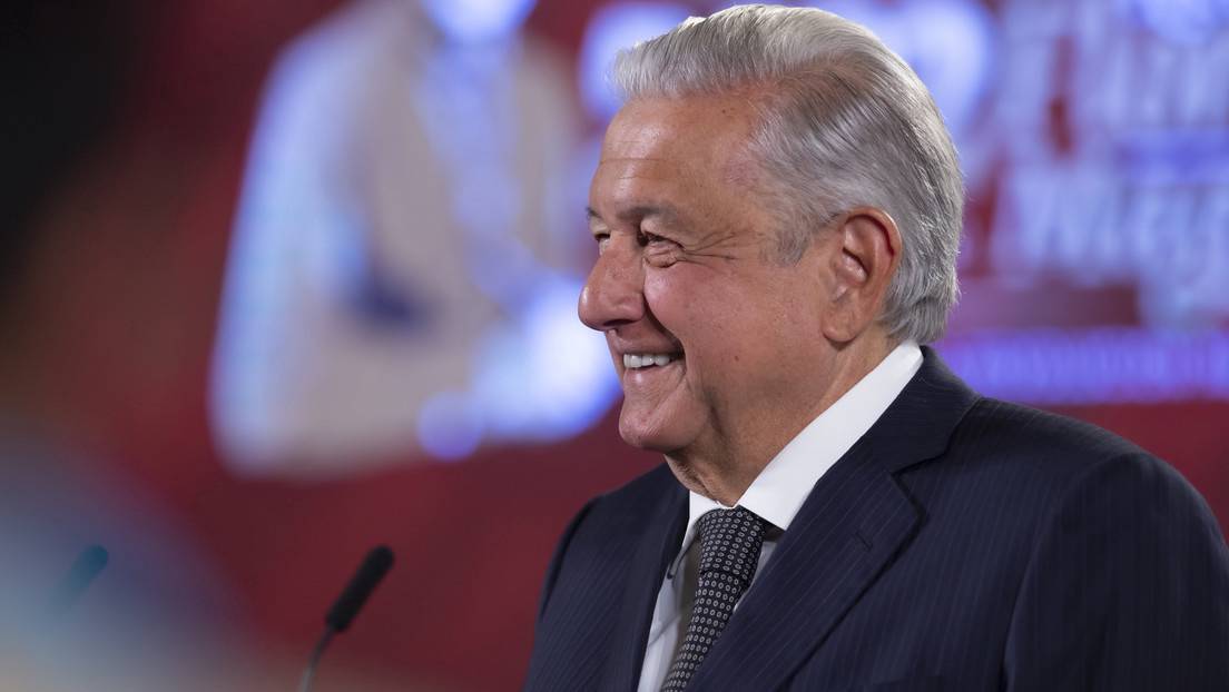López Obrador acusó a EE.UU. de ser "candil de la calle y oscuridad de la casa"