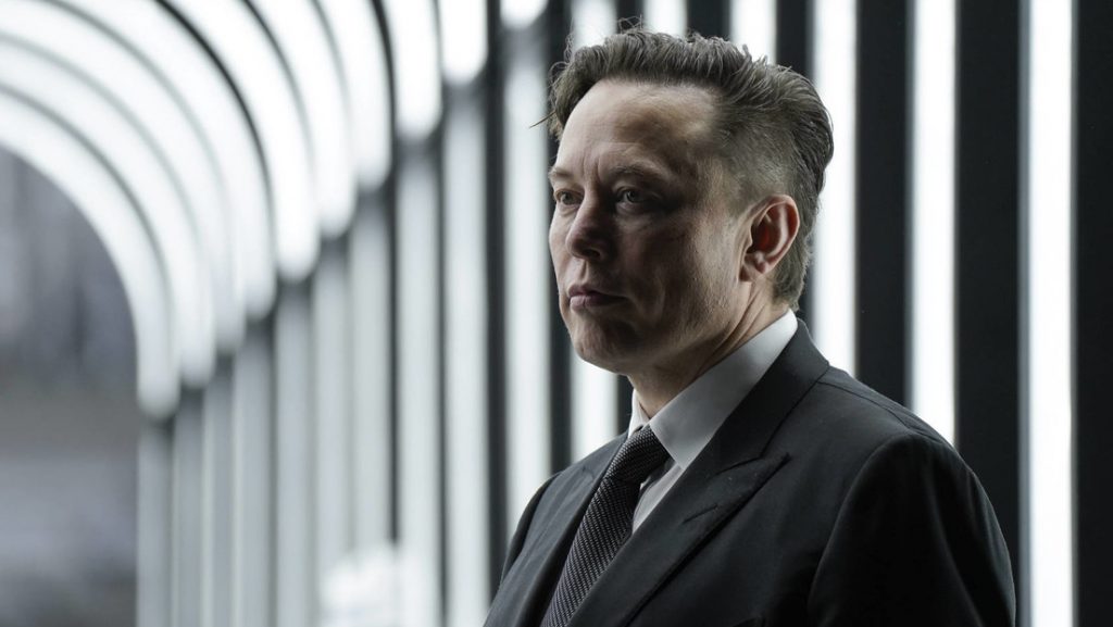 Elon Musk revela cuáles son las tres "amenazas existenciales a las que se enfrenta la humanidad"