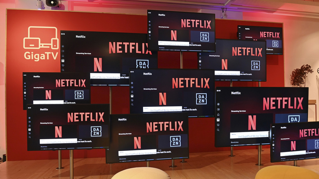 Netflix comenzará a cobrar "un poco más" a los usuarios que compartan sus cuentas
