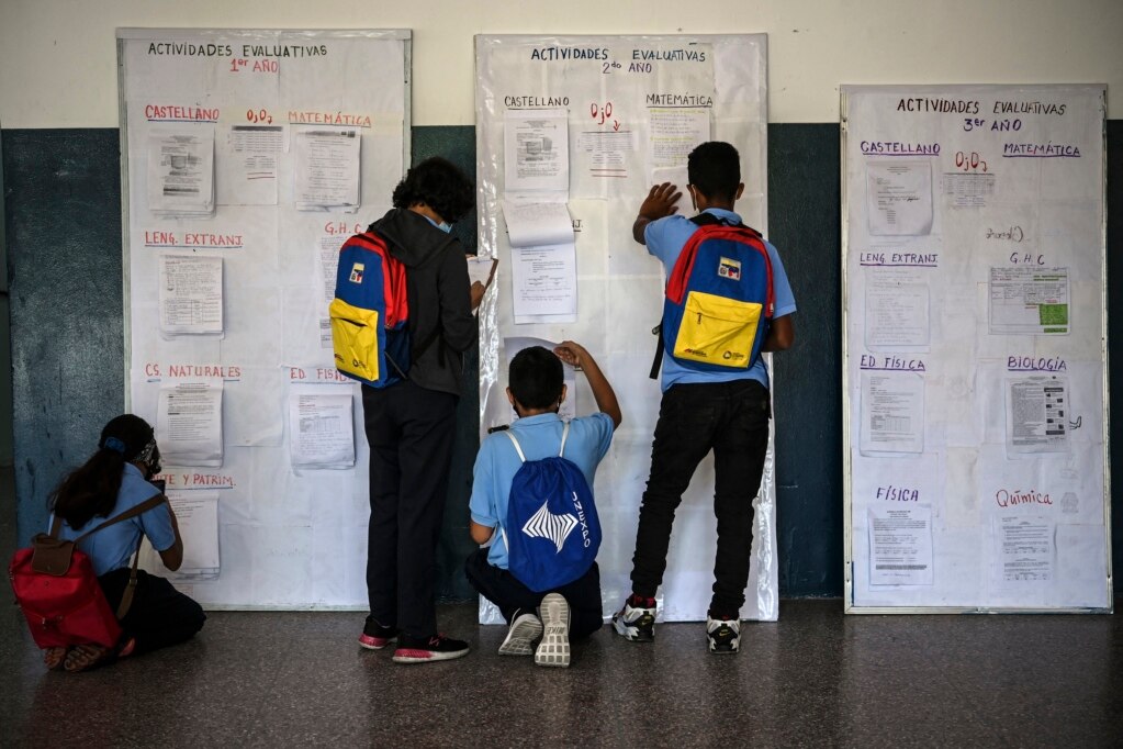 “No hay condiciones” para regresar a clases presenciales en Venezuela: maestros