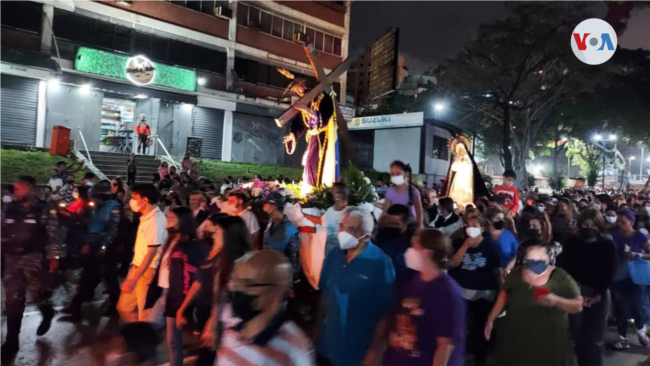 Iglesias en toda Venezuela dejaron de estar vacías y volvieron a llenarse de feligreses