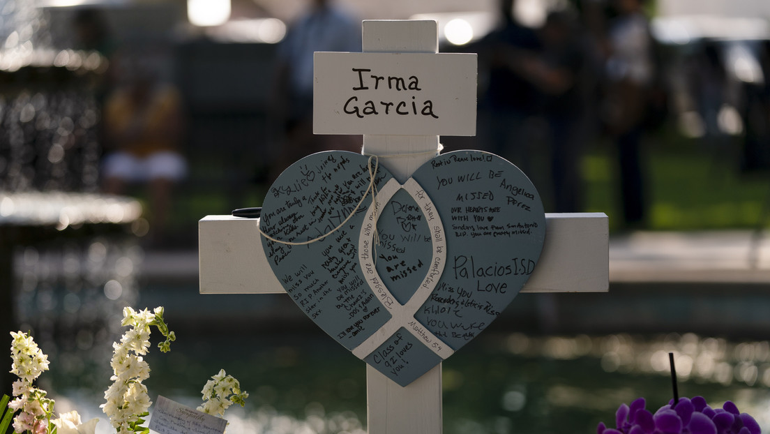 "Murió de dolor": Fallece el esposo de una de las maestras asesinadas en el tiroteo en Texas