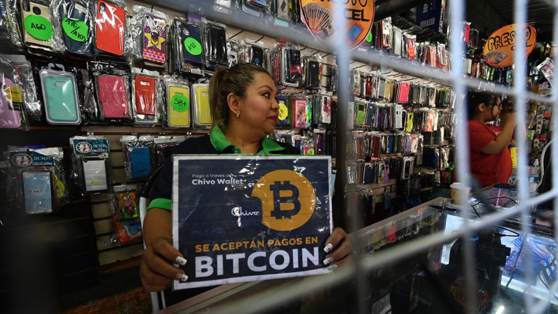 Bukele anunció la adquisición de otros 500 bitcoines aprovechando la pérdida de valor de la criptomoneda