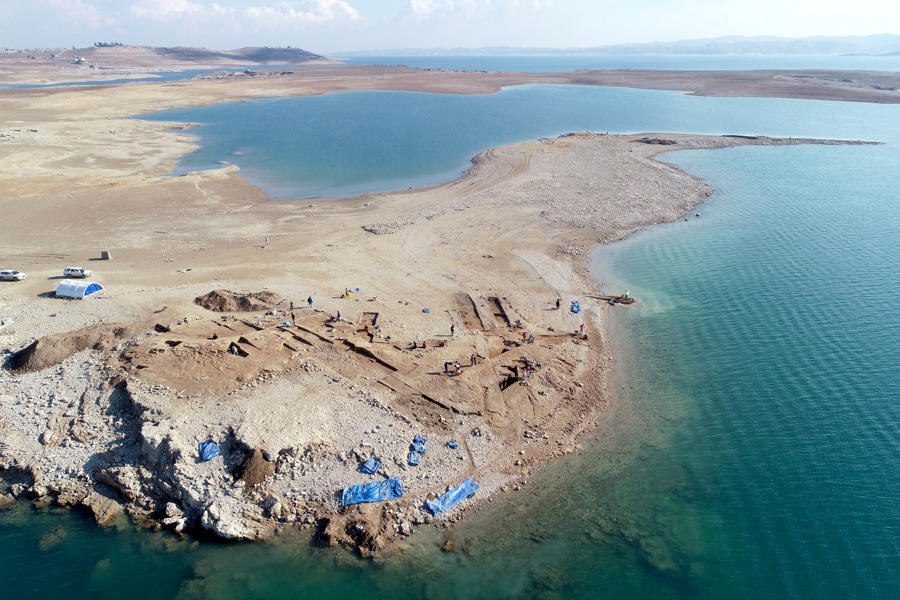 Reaparece una ciudad de 3.400 años de antigüedad que permaneció 40 años sumergida en un río