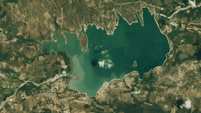 Imágenes de la NASA de una presa en México exponen la severa sequía del país