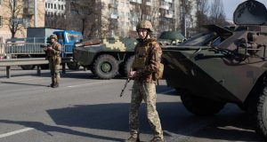 Amnistía Internacional: "Las fuerzas ucranianas ponen en peligro a civiles y violan las leyes de la guerra"