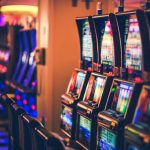 Descubren cámaras de vigilancia ocultas en el baño de mujeres en un casino de México
