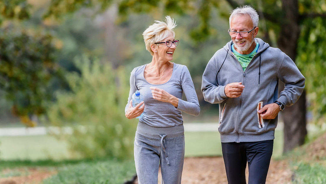La actividad física puede tener más impacto en la longevidad femenina que la genética