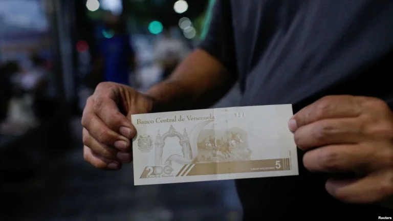 Por qué se disparó el dólar en Venezuela en apenas unas horas