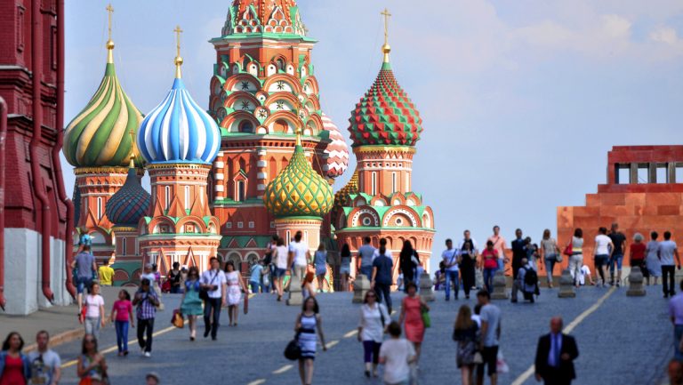 CNN: Altos funcionarios de EE.UU. admiten sentirse decepcionados por el escaso impacto de las sanciones en Rusia