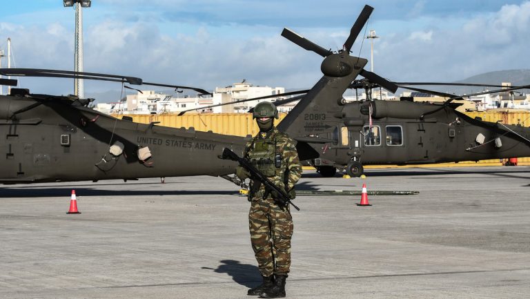 EE.UU. amplía su presencia militar en Grecia