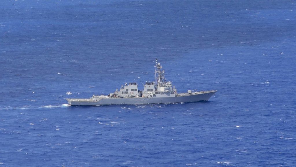 El Ejército chino vigila el tránsito de buques de guerra de EE.UU. y Canadá por el estrecho de Taiwán