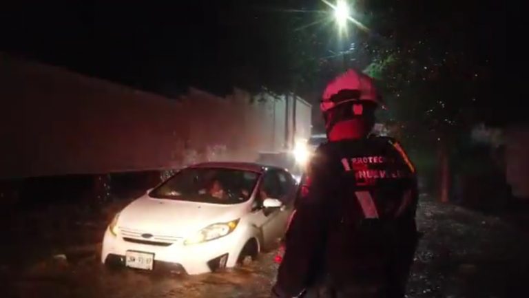Fuertes lluvias causan graves inundaciones en México (VIDEOS)
