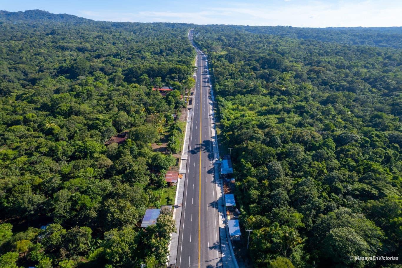 carretera entre Masaya y Catarina con una longitud de 9 kilómetros