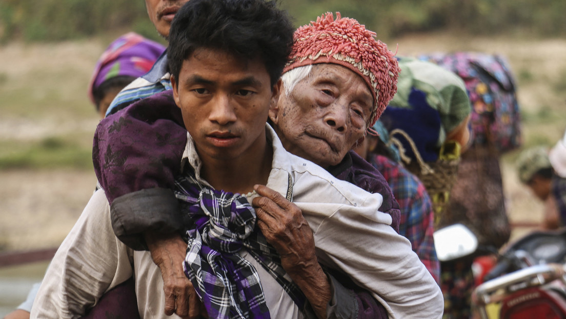 Al menos 60 muertos tras un ataque aéreo del Gobierno durante un concierto de una minoría étnica en Myanmar
