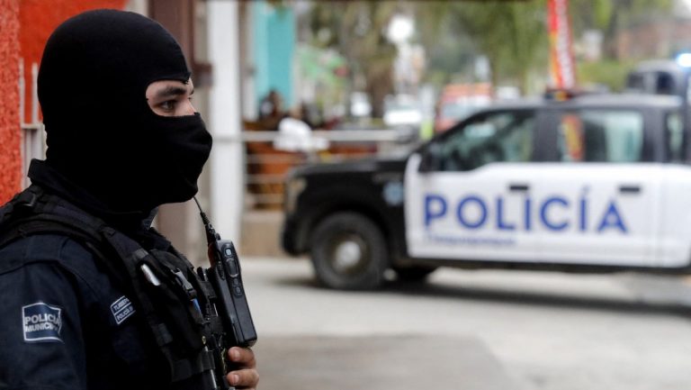 Asesinan a balazos a un reconocido líder sindical de taxistas en el balneario mexicano de Cancún