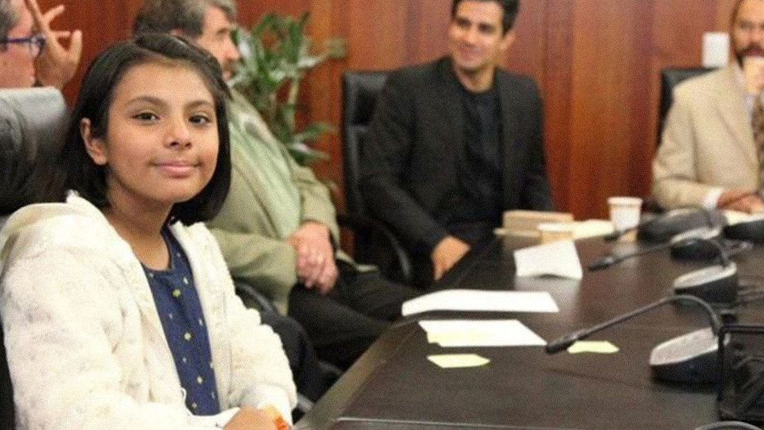 la niña mexicana más inteligente del mundo que busca llegar a la Luna o a Marte