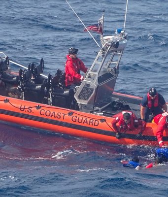 Buscan a cuatro personas reportadas como fallecidas tras naufragio de migrantes en México