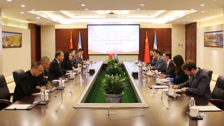 China invertirá 2200 millones de dólares en proyectos de litio en Argentina