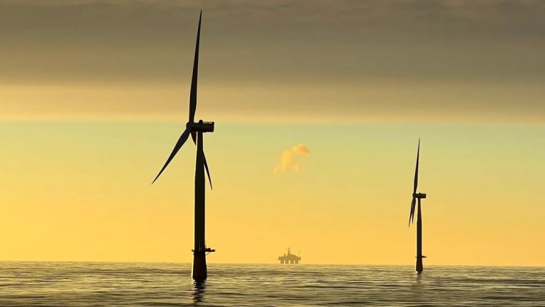 La primera turbina de la planta eólica flotante más grande del mundo