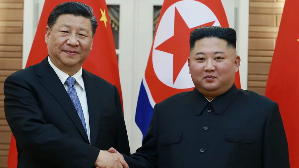 Xi Jinping dice por carta a Kim Jong-un que China concede "gran importancia" a su relación con Corea del Norte
