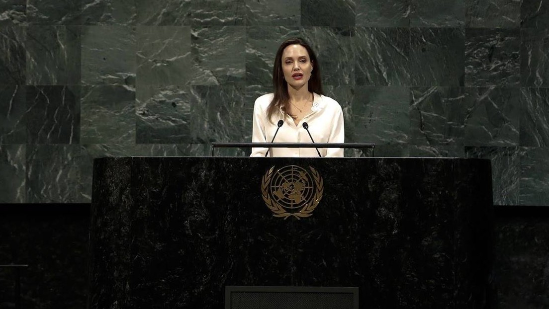 Angelina Jolie renuncia a su rol como enviada especial de la ONU para los refugiados