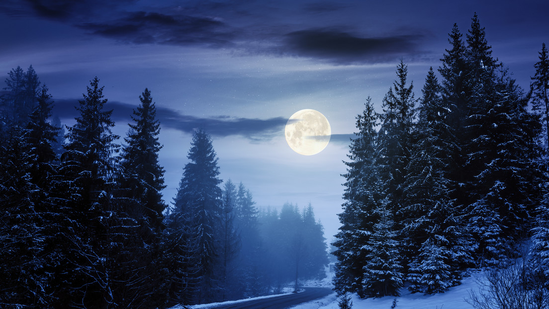 Cuándo y dónde se podrá observar la luna fría