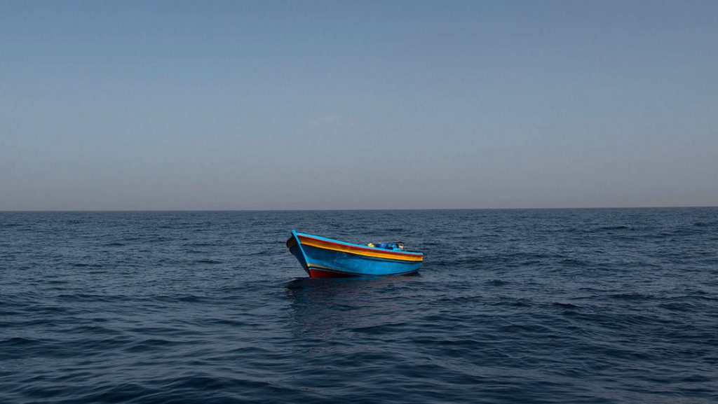 Desaparecen 50 personas en una patera que intentaba llegar a las Islas Canarias