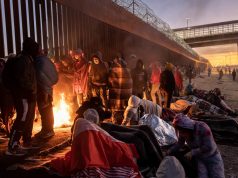 La Corte Suprema de EE.UU. mantiene la expulsión rápida de migrantes