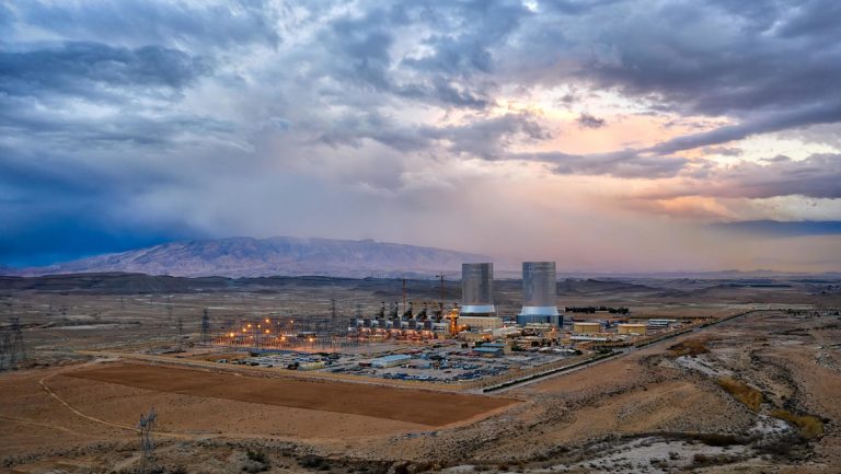 Si Irán obtiene armas nucleares, "se acabaron las apuestas"