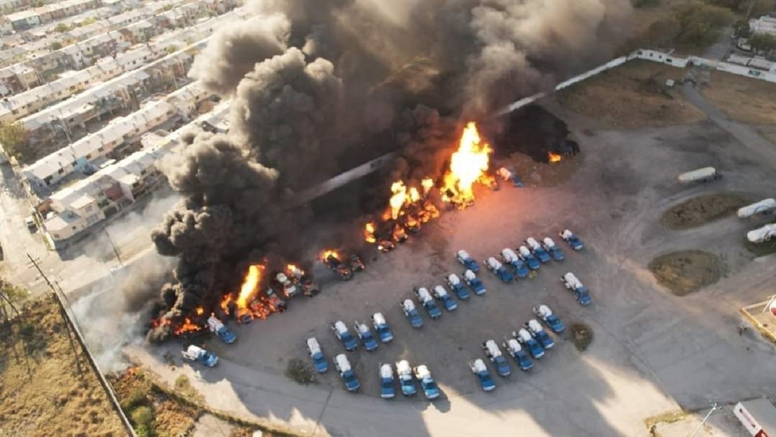 1.500 personas desalojadas por gran incendio en una gasera en el estado mexicano de Nuevo León 1.500 personas desalojadas por gran incendio en una gasera en el estado mexicano de Nuevo León