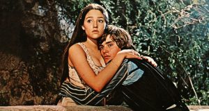 Estrellas de 'Romeo y Julieta' de 1968 demandan a Paramount por explotarlos sexualmente