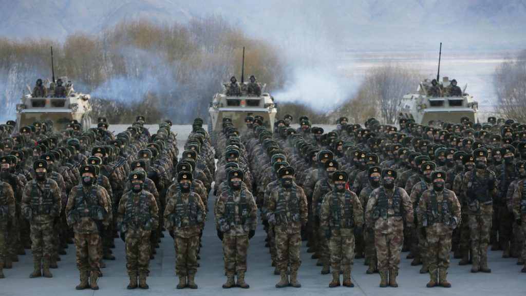 Exjefe de la OTAN: China debe saber las "graves consecuencias" que sufriría si ataca la isla