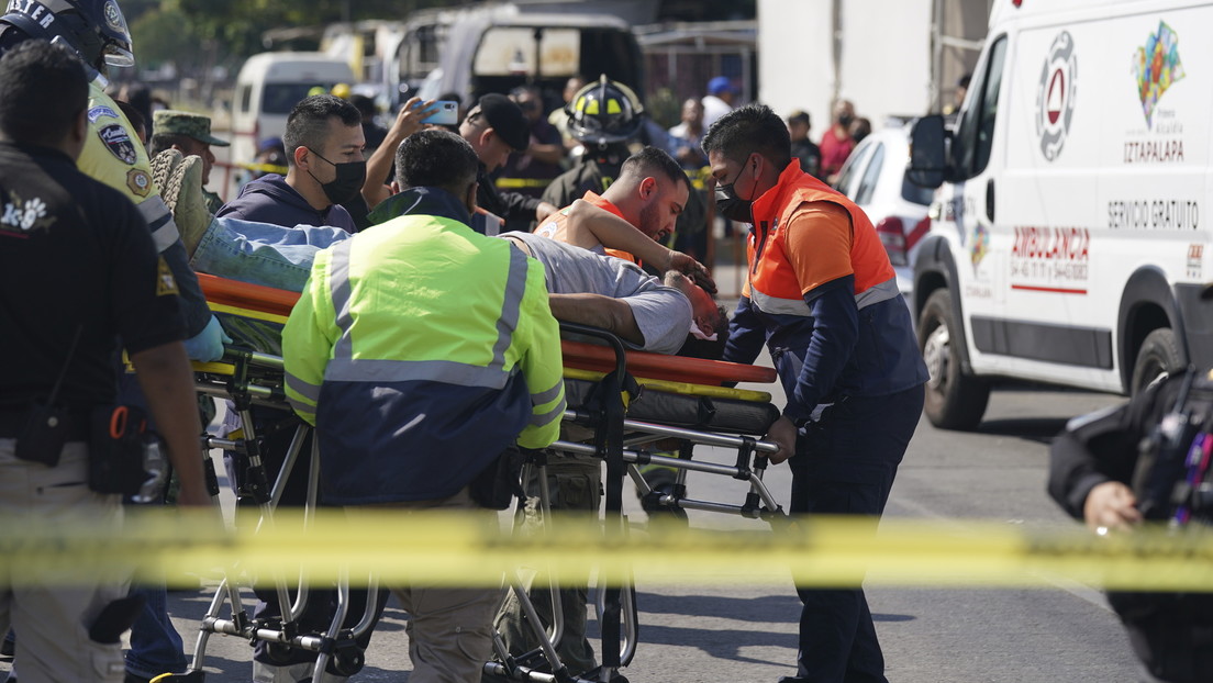 Un muerto y al menos 57 heridos tras choque de trenes en el metro de Ciudad de México