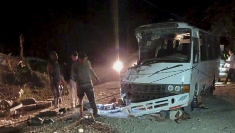Al menos 33 migrantes mueren en accidente de bus cuando eran trasladados a un albergue en Panamá